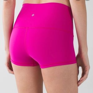 Lululemon boogie shorts. Size 6